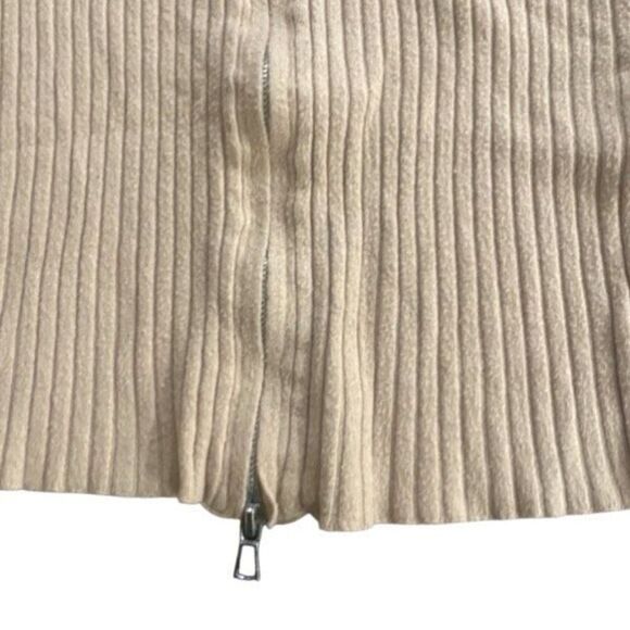 Forever 21 Y2K collared front zip ribbed cropped medium blouse tan - Picture 4 of 5